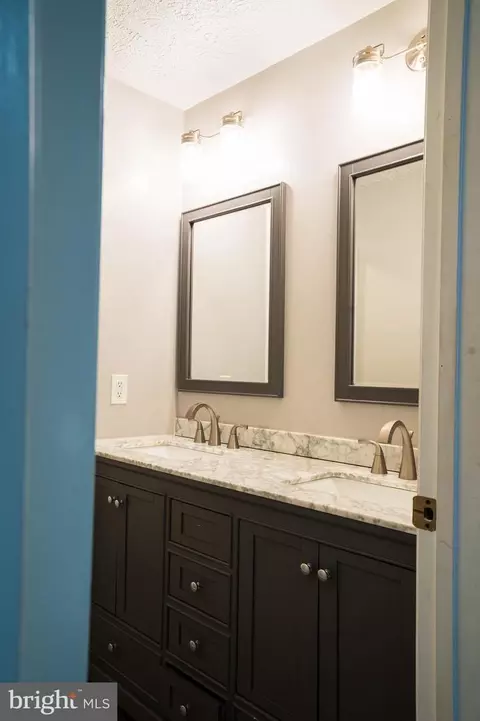 Bath - 36 Perryfalls Pl, Nottingham, MD 21236 photo 3 of 7