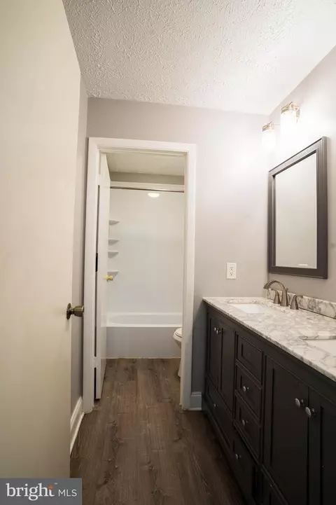 Bath - 36 Perryfalls Pl, Nottingham, MD 21236 photo 4 of 7