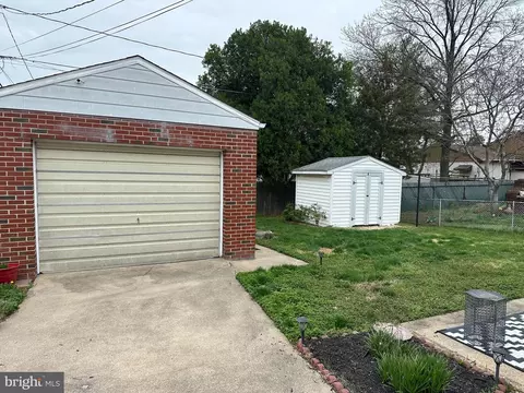 719 50th St, Baltimore, MD 21224 photo 2