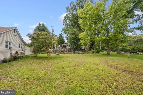 Exterior - 1003 Bowleys Quarters Rd, Middle River, MD 21220 photo 2 of 15