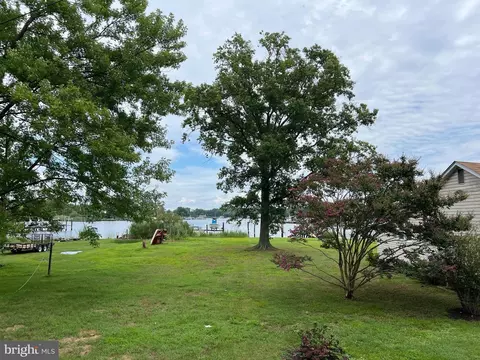 Exterior - 1003 Bowleys Quarters Rd, Middle River, MD 21220 photo 6 of 15