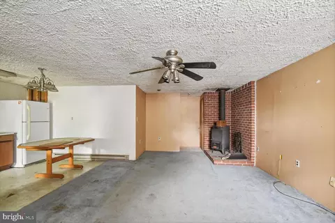 Living - 1003 Bowleys Quarters Rd, Middle River, MD 21220 photo 2 of 2