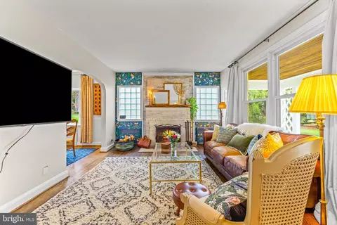 Living - 15016 Hanover Pike, Upperco, MD 21155 photo 1 of 2