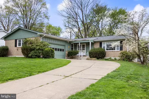 2412 Hartfell Rd, Lutherville Timonium, MD 21093