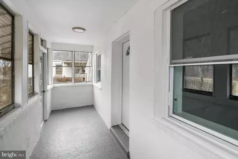 512 Meadow Rd, Baltimore, MD 21206 photo 3