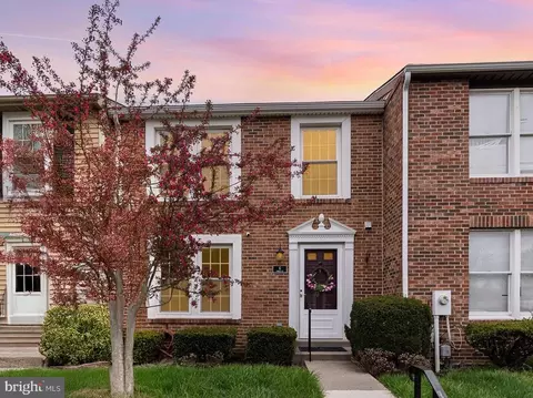 6 Hoban Ct, Nottingham, MD 21236