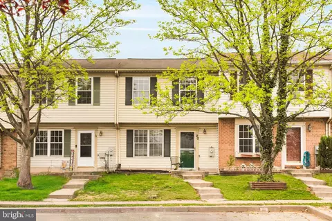 20 Chelmsford Ct, Middle River, MD 21220