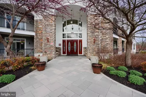 2800 Stone Cliff Dr #410, Baltimore, MD 21209