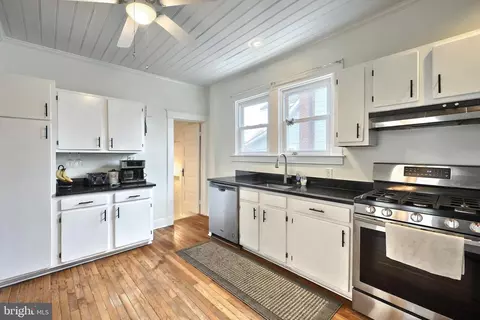 Kitchen - 615 Dunkirk Rd, Baltimore, MD 21212 photo 1 of 3