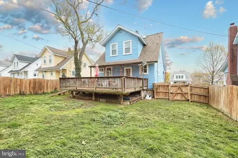 Exterior - 615 Dunkirk Rd, Baltimore, MD 21212 photo 8 of 12