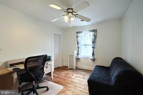 Bedroom - 615 Dunkirk Rd, Baltimore, MD 21212 photo 3 of 4