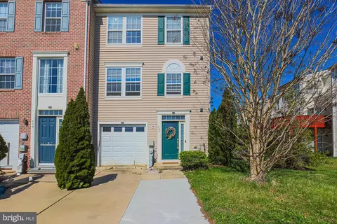 907 Tipton Rd, Middle River, MD 21220
