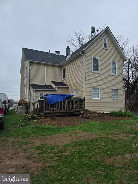 201 Mccormick Ave, Baltimore, MD 21206 photo 3