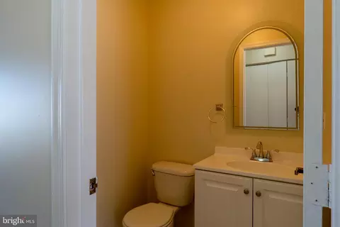 224 Oak Leaf Way, Halethorpe, MD 21227 photo 12