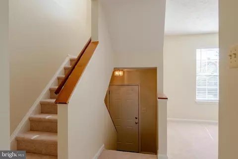 224 Oak Leaf Way, Halethorpe, MD 21227 photo 3
