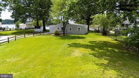 8644 Sandy Plains Rd, Dundalk, MD 21222