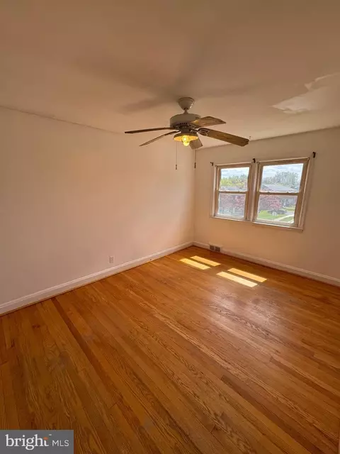 1052 Downton Rd, Halethorpe, MD 21227 photo 24