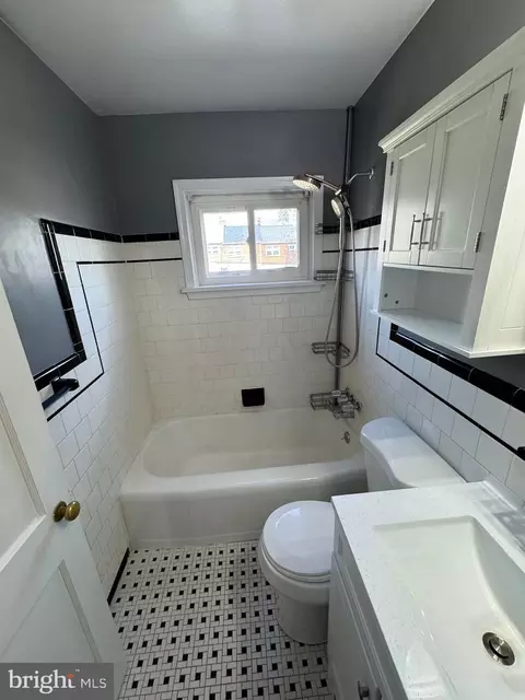 1052 Downton Rd, Halethorpe, MD 21227 photo 20