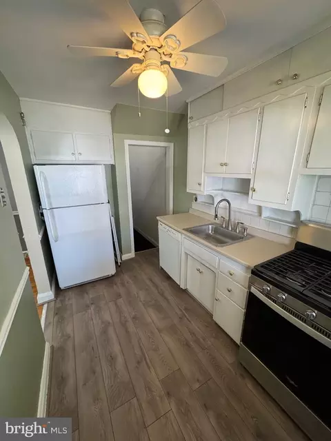 1052 Downton Rd, Halethorpe, MD 21227 photo 15