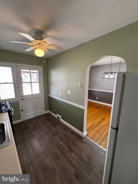 1052 Downton Rd, Halethorpe, MD 21227 photo 13