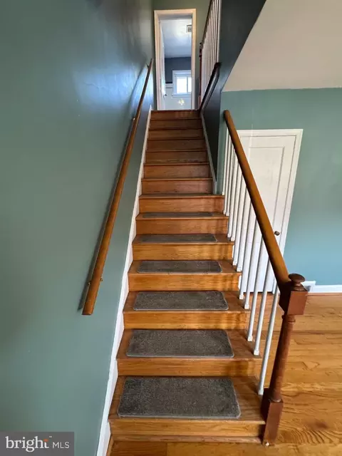 1052 Downton Rd, Halethorpe, MD 21227 photo 17