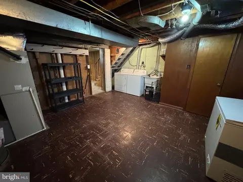 1052 Downton Rd, Halethorpe, MD 21227 photo 36