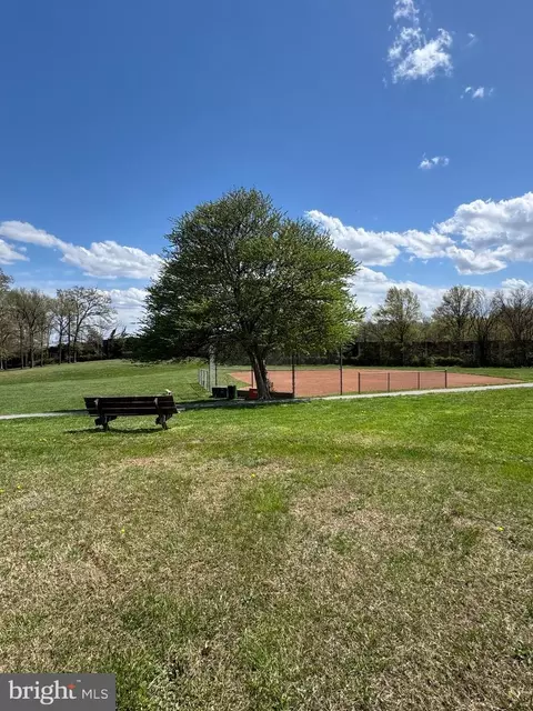 1052 Downton Rd, Halethorpe, MD 21227 photo 52