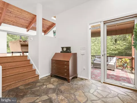 Entry Way - 10 Lochwynd Ct, Phoenix, MD 21131 photo 1 of 2