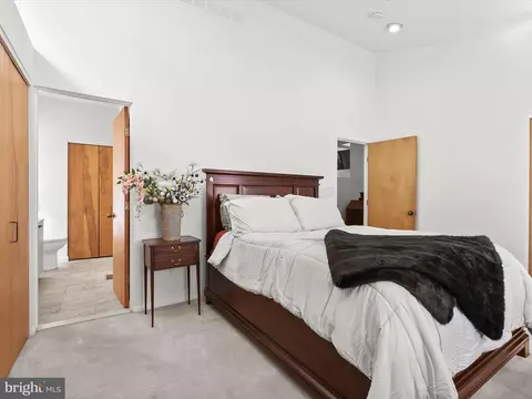 Bedroom - 10 Lochwynd Ct, Phoenix, MD 21131 photo 2 of 7