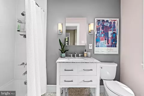 Bath - 1846 Circle Rd, Towson, MD 21204 photo 6 of 8