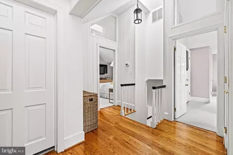 Entry Way - 1846 Circle Rd, Towson, MD 21204 photo 4 of 4