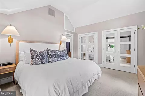 Bedroom - 1846 Circle Rd, Towson, MD 21204 photo 2 of 6