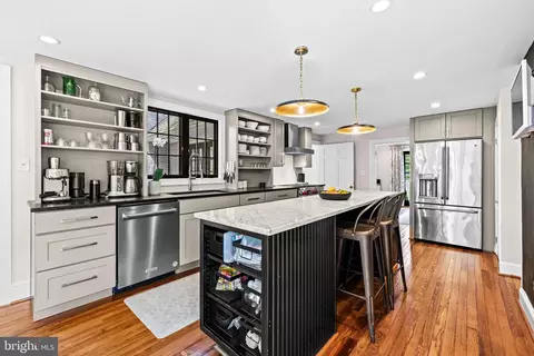 Kitchen - 1846 Circle Rd, Towson, MD 21204 photo 2 of 5