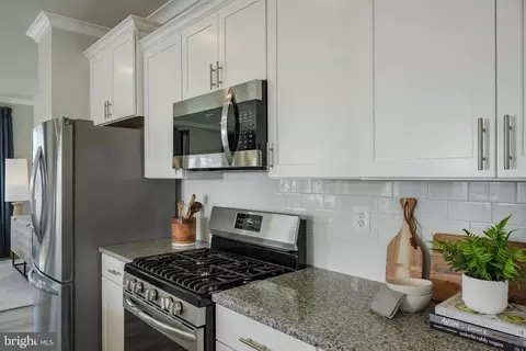 1855 Ritter Dr, Windsor Mill, MD 21244 photo 4