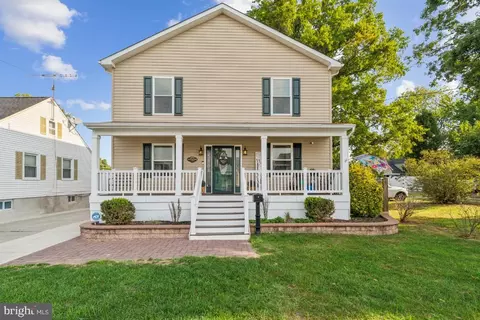 330 Townsend Rd, Essex, MD 21221