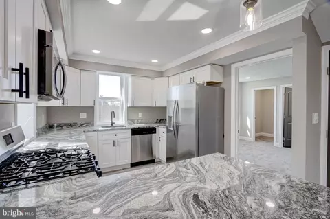2805 Ohio Ave, Halethorpe, MD 21227 photo 8