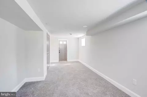 2805 Ohio Ave, Halethorpe, MD 21227 photo 23