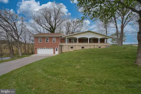 17634 Bruehl Rd, Upperco, MD 21155