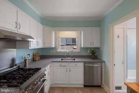 205 N Tyrone Rd, Baltimore, MD 21212 photo 12