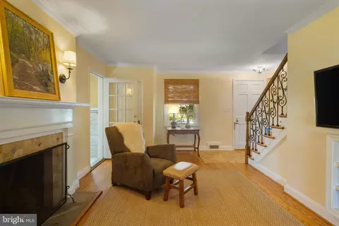 205 N Tyrone Rd, Baltimore, MD 21212 photo 8