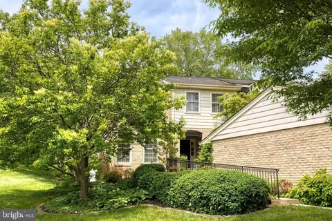 6621 Weymouth Ct, Baltimore, MD 21212