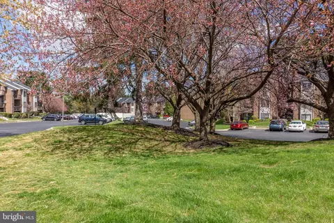 Exterior - 8 Mullingar Ct #302, Lutherville Timonium, MD 21093 photo 6 of 6