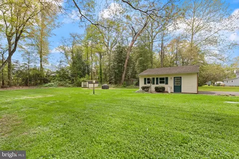 Exterior - 6521 Blackhead Rd, Middle River, MD 21220 photo 6 of 8
