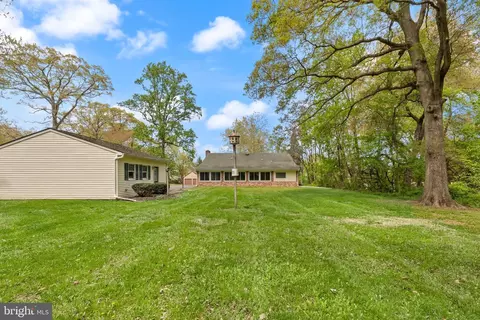 Exterior - 6521 Blackhead Rd, Middle River, MD 21220 photo 7 of 8