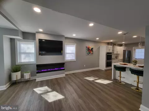 16 Waldron Ave, Pikesville, MD 21208