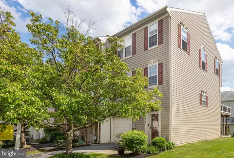 9758 Harvester Cir #9758, Perry Hall, MD 21128