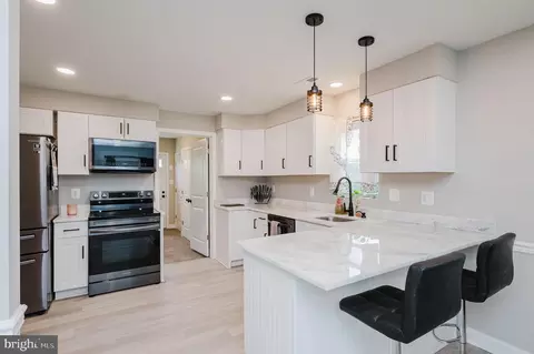 Kitchen - 4 Right Aileron, Middle River, MD 21220 photo 1 of 3