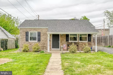4 Right Aileron, Middle River, MD 21220