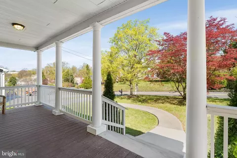 Exterior - 707 Walker Ave, Baltimore, MD 21212 photo 3 of 9