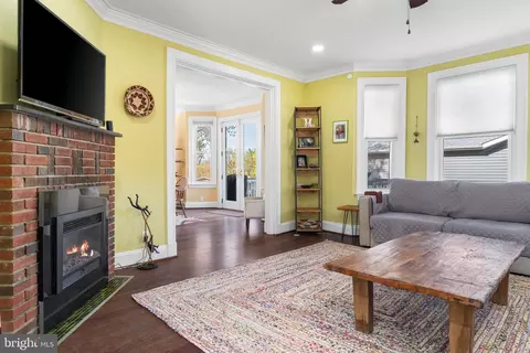 Living - 707 Walker Ave, Baltimore, MD 21212 photo 1 of 1